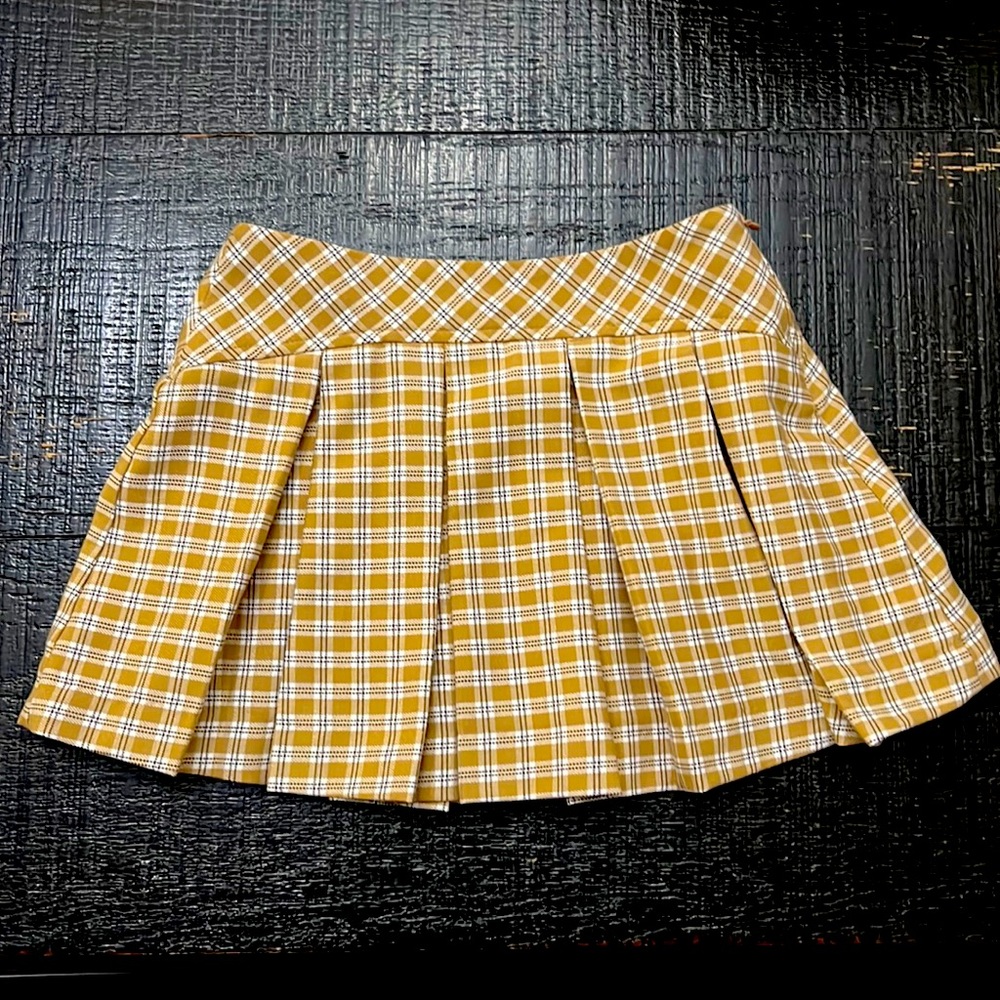 Beautiful skirt size 7 brand Zara